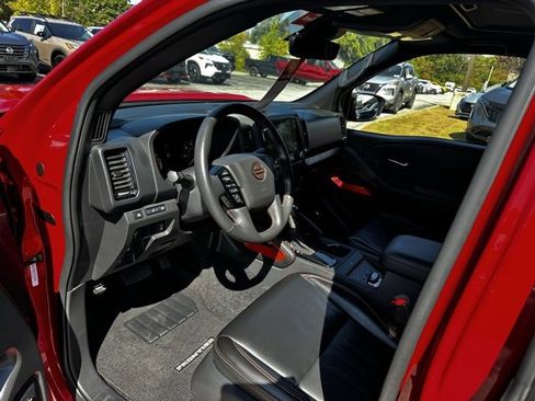 Used 2023 Nissan Frontier Pro-X w/ Pro-X Premium Package image 14