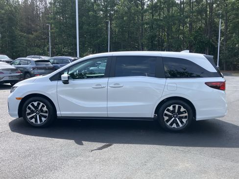 Certified 2025 Honda Odyssey EX-L image 7