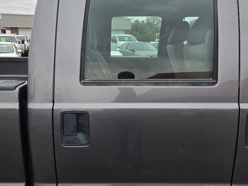 Used 2014 Ford F250 XL w/ Power Equipment Group image 9