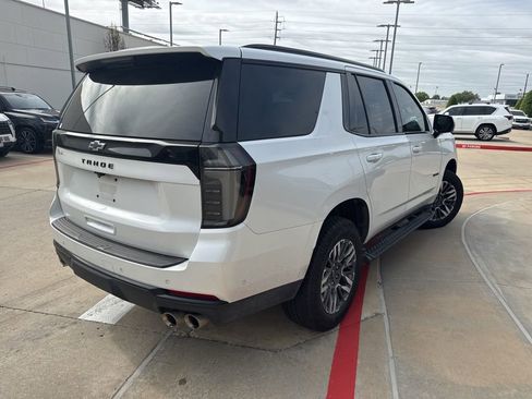 Used 2025 Chevrolet Tahoe Z71 w/ Comfort Package image 3
