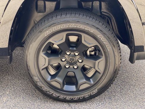 Used 2025 RAM 1500 Big Horn AWD/4WD image 17