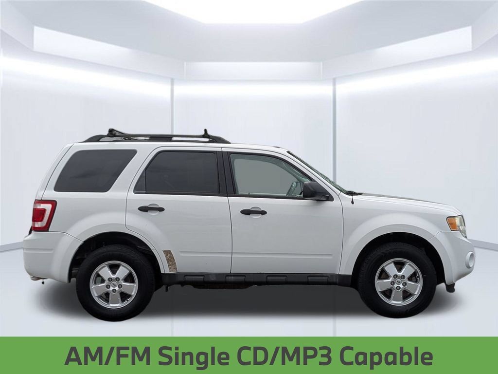 Used 2012 Ford Escape XLT FWD image 9