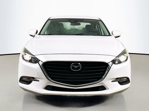 Used 2018 MAZDA MAZDA3 Touring image 2
