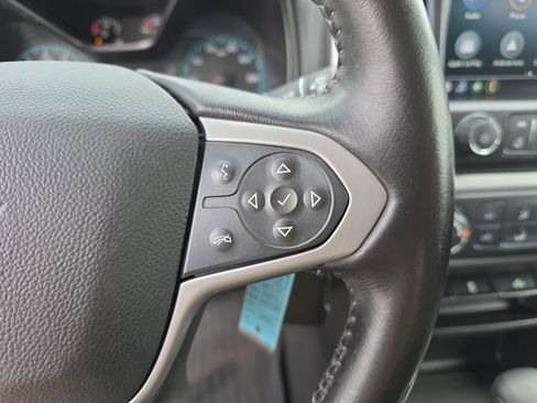 Used 2022 Chevrolet Colorado LT image 25