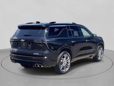 Used 2026 Chevrolet Traverse High Country AWD/4WD image 4
