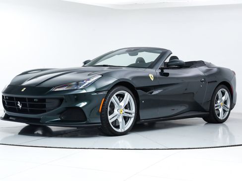 Certified 2023 Ferrari Portofino M image 4