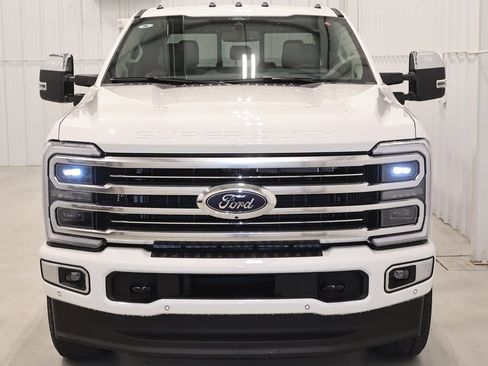 New 2026 Ford F350 Platinum w/ Platinum Plus Package image 3
