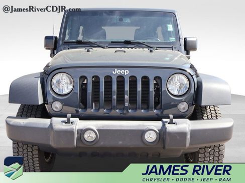Used 2017 Jeep Wrangler Unlimited Sport w/ Quick Order Package 24S AWD/4WD image 7