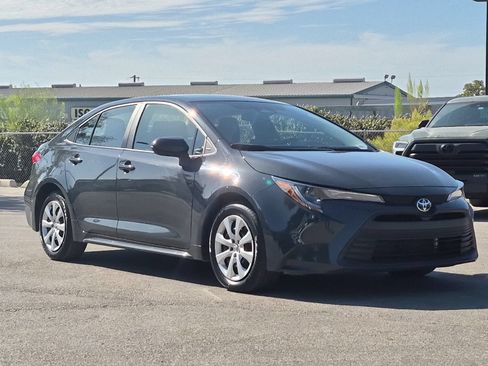 Certified 2025 Toyota Corolla LE FWD image 7