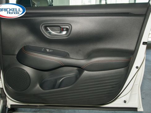 Certified 2024 Honda HR-V Sport image 15