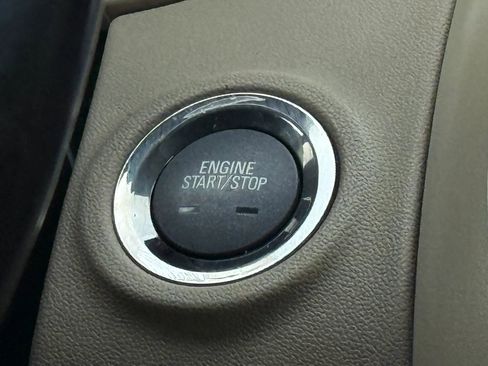 Used 2013 Buick LaCrosse Premium image 25