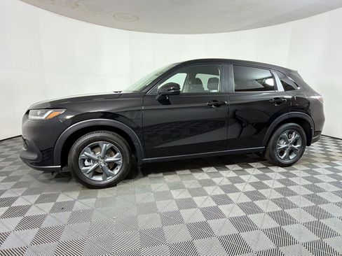 New 2026 Honda HR-V LX image 2