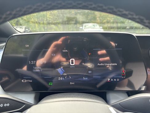 New 2026 Chevrolet Equinox EV LT image 18