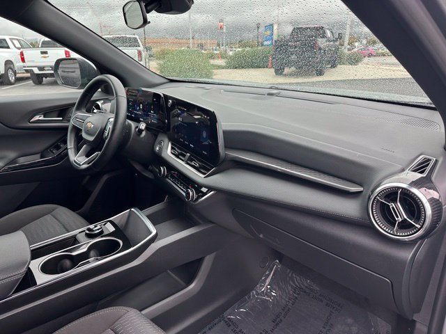 Certified 2026 Chevrolet Equinox LT AWD/4WD image 33