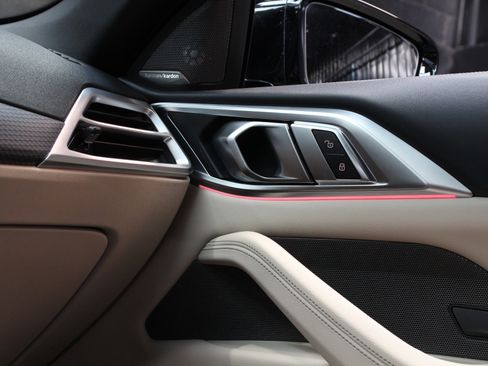 Used 2025 BMW 430i xDrive Convertible w/ M Sport Package image 64