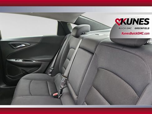 Used 2023 Chevrolet Malibu LT FWD image 17