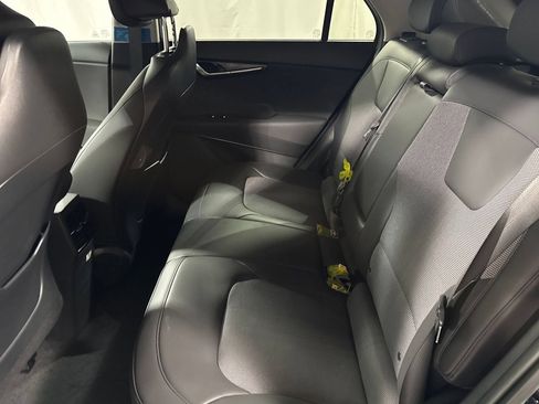 New 2026 Kia Niro Wind w/ Wind Preserve Package FWD image 5