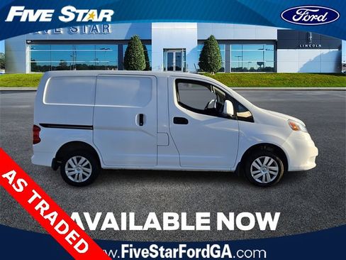 Used 2015 Nissan NV200 SV w/ Technology Package image 9