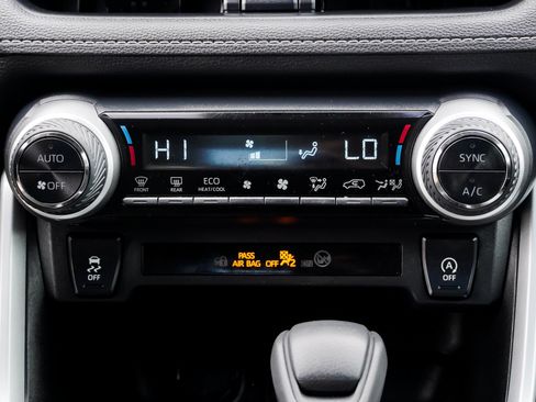 Certified 2023 Toyota RAV4 XLE w/ Convenience Package AWD/4WD image 36