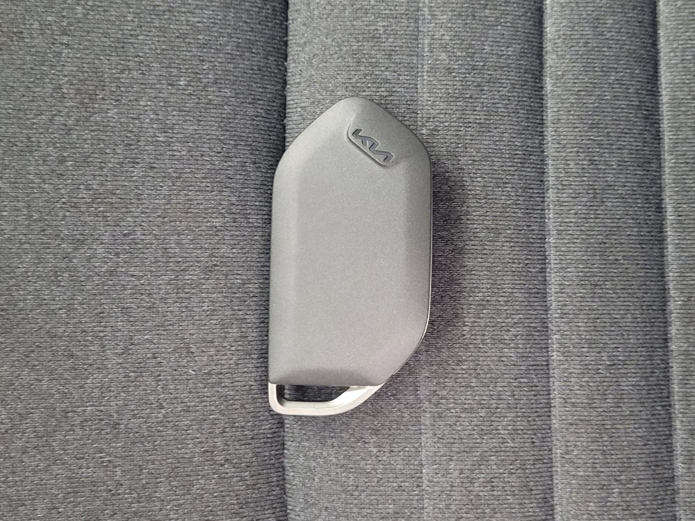 Used 2025 Kia K4 EX FWD image 32