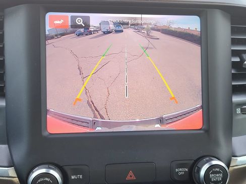 Used 2022 RAM 1500 Laramie AWD/4WD image 23