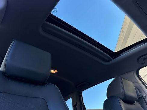 Used 2020 Honda CR-V EX-L image 16