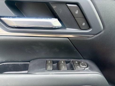 New 2026 GMC Terrain Elevation w/ Black Edition AWD/4WD image 23