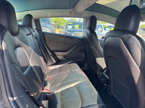 Used 2019 Tesla Model 3 Long Range AWD/4WD image 15