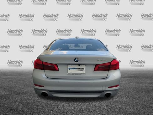 Used 2019 BMW 530i w/ Convenience Package RWD image 9