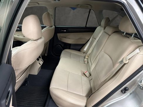 Used 2018 Subaru Outback 2.5i Limited image 34
