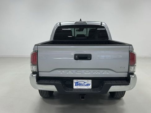 Used 2023 Toyota Tacoma TRD Off-Road image 5