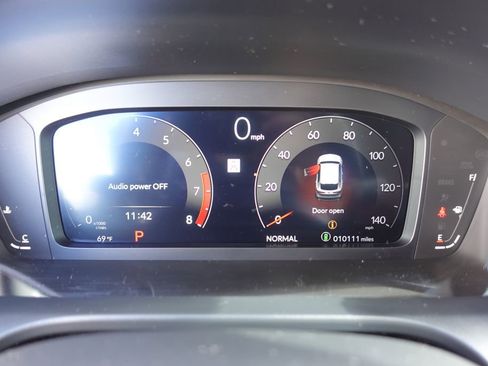 Certified 2025 Acura ADX A-Spec image 14