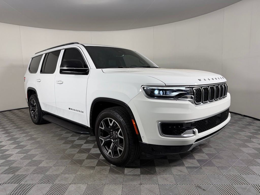 Used 2023 Jeep Wagoneer Series III w/ Rear Seat Video Group 1 AWD/4WD image 4