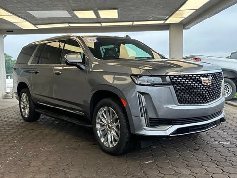 Used 2022 Cadillac Escalade ESV Premium Luxury AWD/4WD image 33
