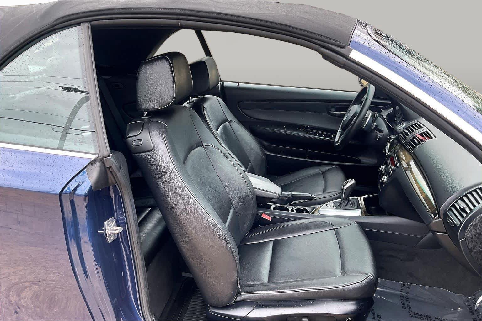 Used 2012 BMW 135i Convertible RWD image 8