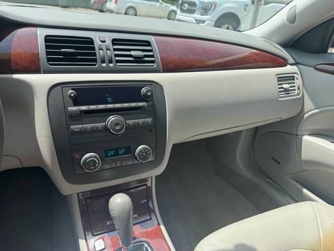 Used 2007 Buick Lucerne CXL FWD image 17