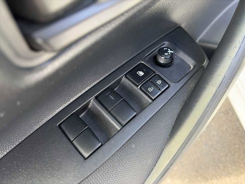 Used 2023 Toyota Corolla LE image 15