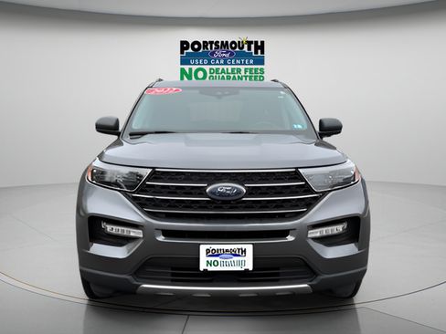 Used 2022 Ford Explorer XLT w/ Equipment Group 202A AWD/4WD image 9