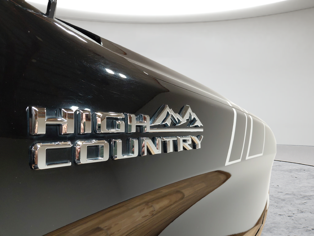 Used 2019 Chevrolet Silverado 1500 High Country w/ Max Trailering Package AWD/4WD image 14