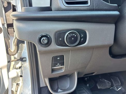 Used 2024 Ford Transit 350 XLT RWD image 11