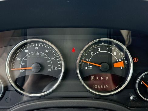 Used 2017 Jeep Compass High Altitude FWD image 21