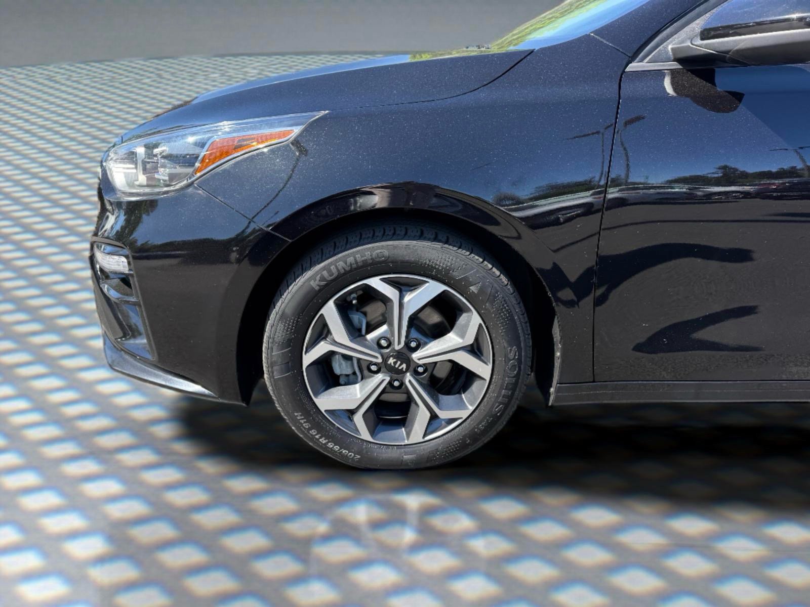 Used 2021 Kia Forte LXS FWD image 14