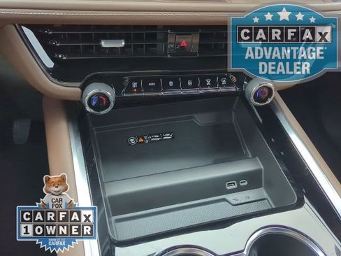 Certified 2025 Chevrolet Tahoe High Country w/ Sun And Tow Package image 11