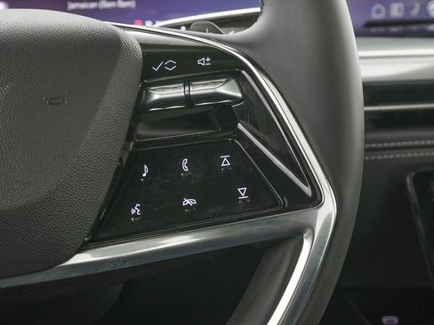 Used 2026 Cadillac Escalade Sport w/ Touring Package image 22