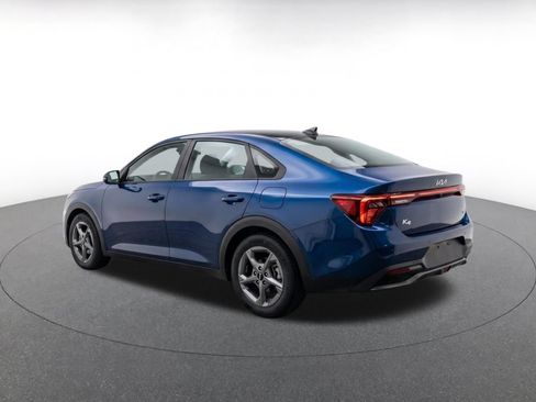 Used 2025 Kia K4 FWD image 7