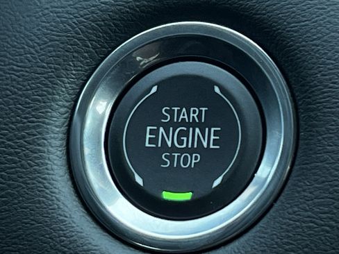 New 2026 GMC Canyon Elevation w/ Convenience Package image 19