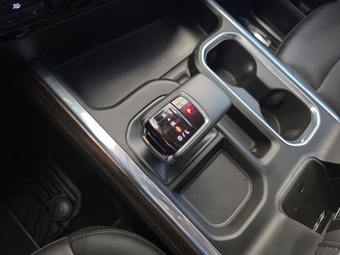 Used 2025 Chevrolet Silverado 1500 RST w/ All Star Edition Plus AWD/4WD image 16