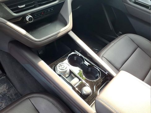 New 2026 Ford Explorer Platinum AWD/4WD image 9