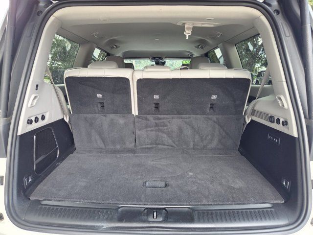 Certified 2022 Jeep Wagoneer Series III w/ Flexible Seating Group RWD image 9