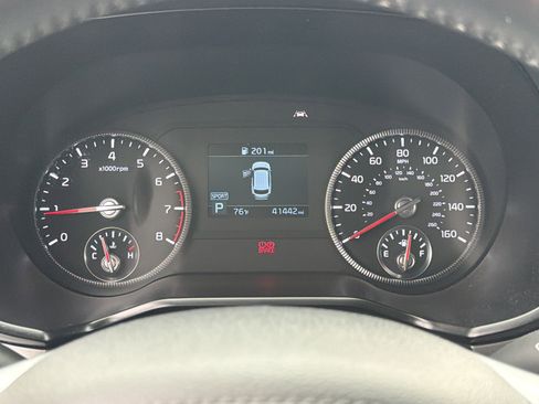 Used 2022 Kia Telluride S FWD image 27